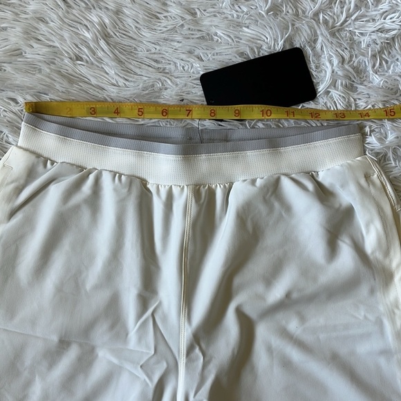 New FABLETICS Men’s 7” The Fundamental Short II Lined bone size Small - Picture 6 of 11